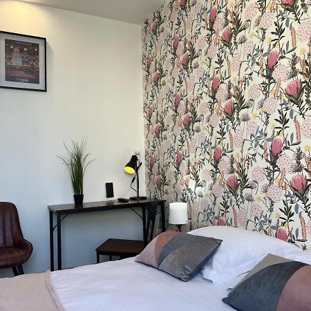 Hotel Tulty ตูร์ ภายนอก รูปภาพ